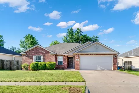 410 E Meadow Wood Ln, Rogers, AR 72758