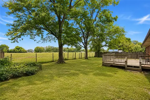 204 Kimberly Ln, Rogers, AR 72756