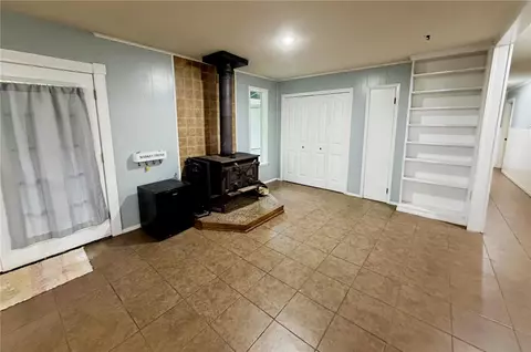 Entry Way - 5108 Ridge, Alma, AR 72921 photo 2 of 4