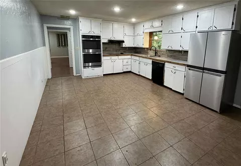 Kitchen - 5108 Ridge, Alma, AR 72921 photo 1 of 4