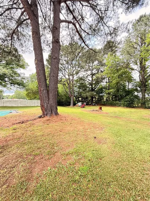Exterior - 701 E 10th St, Danville, AR 72833 photo 8 of 12