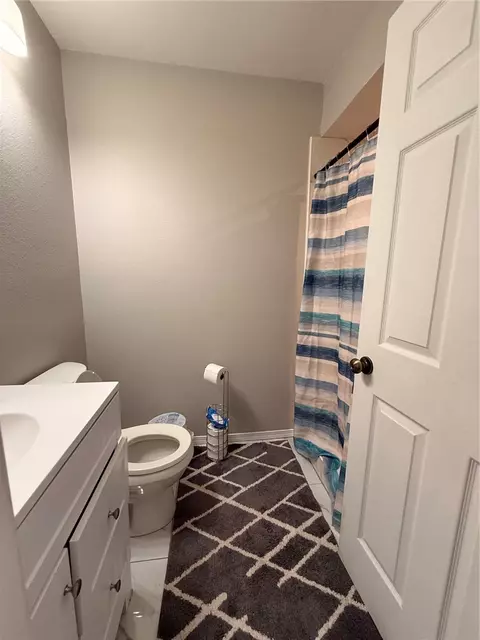 Bath - 701 E 10th St, Danville, AR 72833 photo 3 of 3
