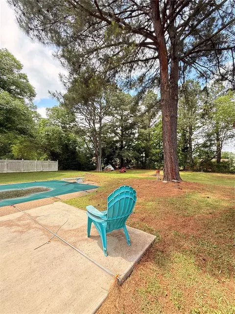 Exterior - 701 E 10th St, Danville, AR 72833 photo 5 of 12