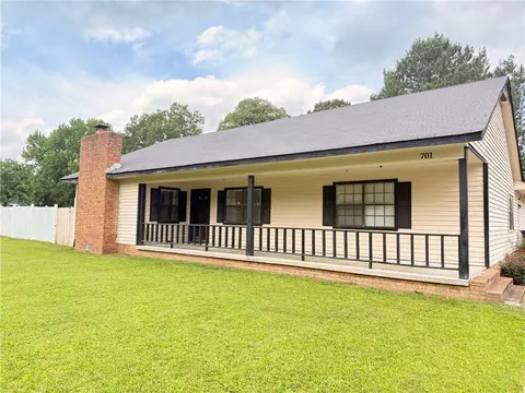 701 E 10th St, Danville, AR 72833