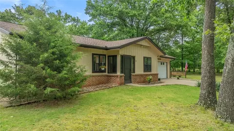 3 Clevedon Cir, Bella Vista, AR 72715