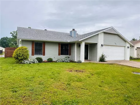 219 Winesap Ln, Bentonville, AR 72712