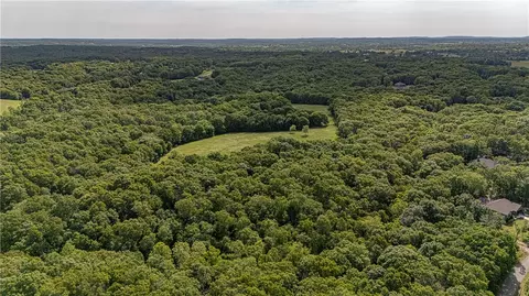 26 Rochester Dr, Bella Vista, AR 72714