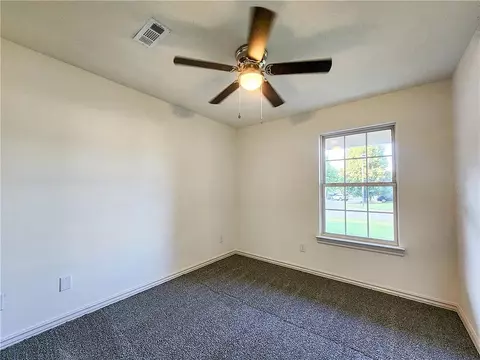 Bedroom - 711 Applegate Ln, Lincoln, AR 72744 photo 2 of 3
