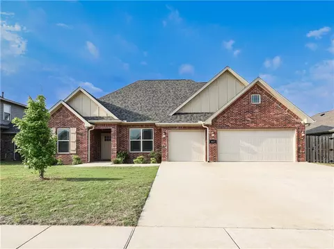 467 Tartaglia Ave, Springdale, AR 72762