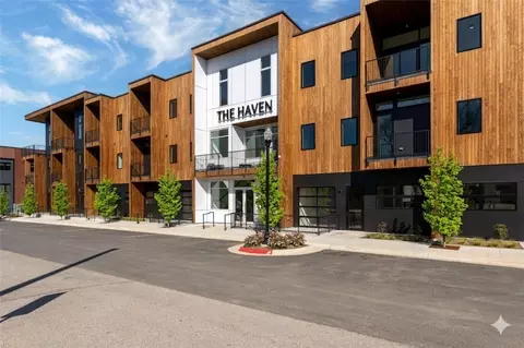 905 SE 4th St #207, Bentonville, AR 72712