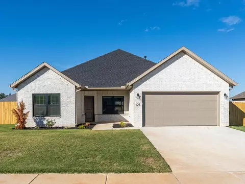 125 N Panther Ave, Farmington, AR 72730