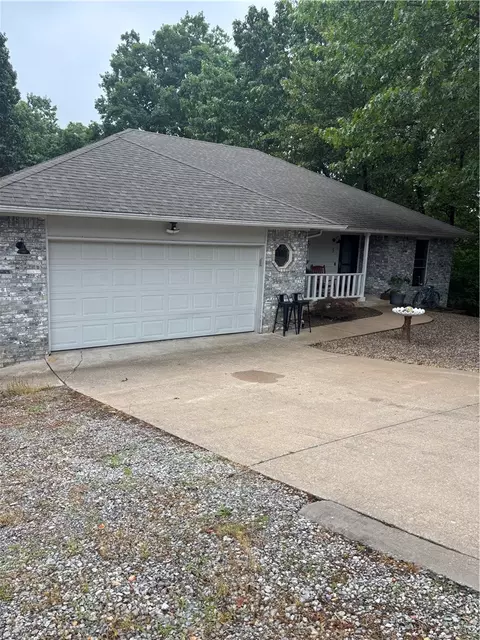 3 Campbell Ln, Bella Vista, AR 72715
