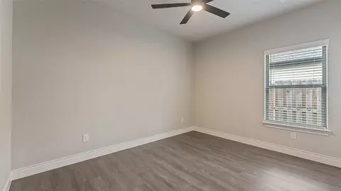 Bedroom - 1020 Pebble Pass, Centerton, AR 72719 photo 4 of 4