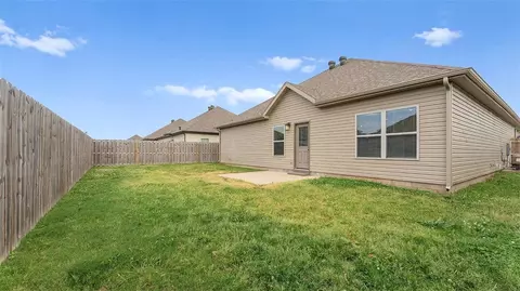 Exterior - 1020 Pebble Pass, Centerton, AR 72719 photo 3 of 4