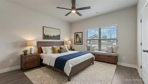 Bedroom - 1020 Pebble Pass, Centerton, AR 72719 photo 3 of 4