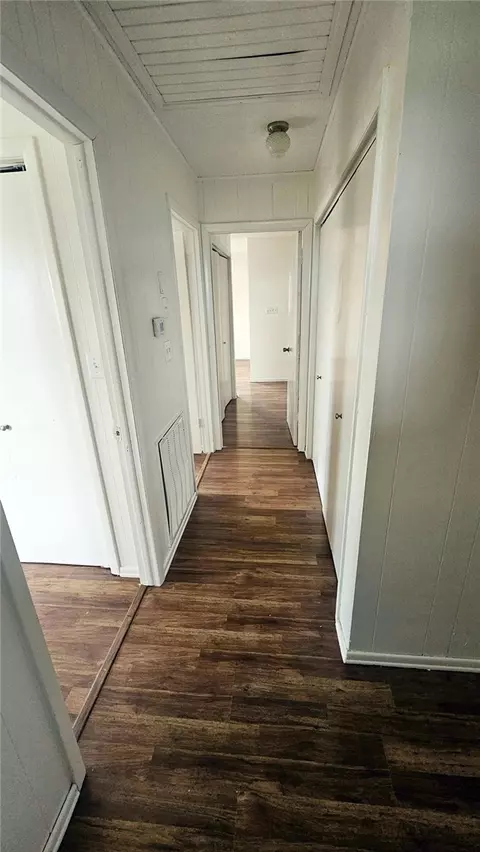 Entry Way - 466 Tennyson Loop, Harrison, AR 72601 photo 1 of 1