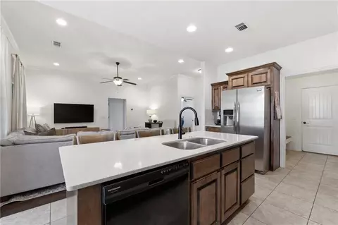 Kitchen - 705 Olivia Ln, Centerton, AR 72719 photo 2 of 3