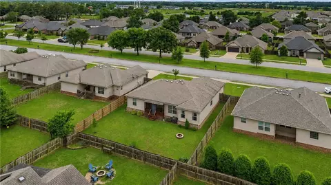 View/Area - 705 Olivia Ln, Centerton, AR 72719 photo 4 of 8