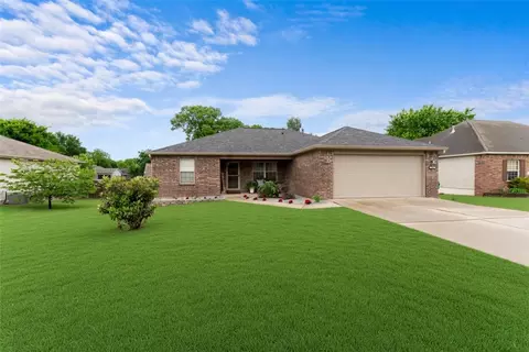 714 Woodland St, Centerton, AR 72719