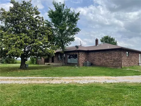 775 County Road 219, Berryville, AR 72616