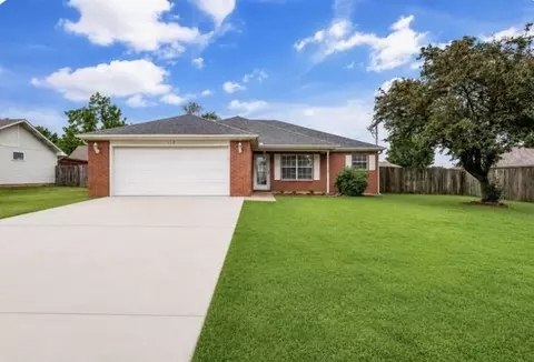 704 Oberg Dr, Centerton, AR 72719