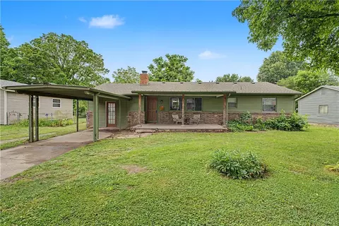 1020 Brogdon St, Springdale, AR 72764