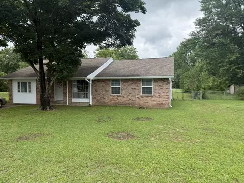 1402 J St, Danville, AR 72833