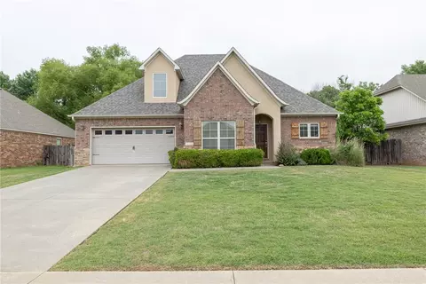 3462 Earnhardt Dr, Fayetteville, AR 72704