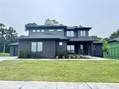 3807 SW Limelight Ave, Bentonville, AR 72713