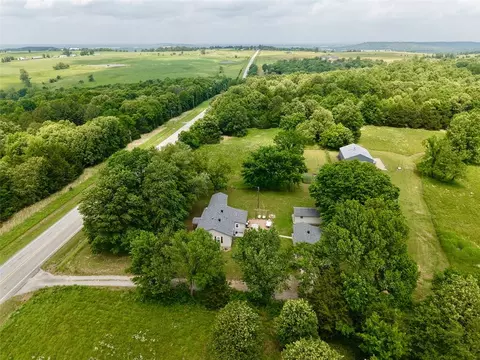 31678 295 Hwy, Hindsville, AR 72738
