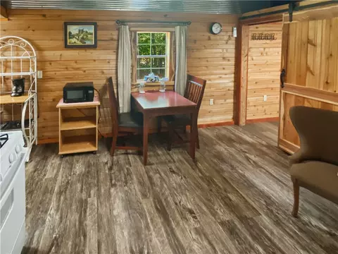 Dining - 4401 Ar 74e, Jasper, AR 72641 photo 1 of 2