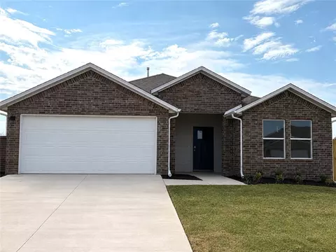 305 Ruggles St, Pea Ridge, AR 72751