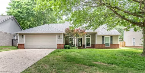 1678 Charlee Ave, Fayetteville, AR 72703