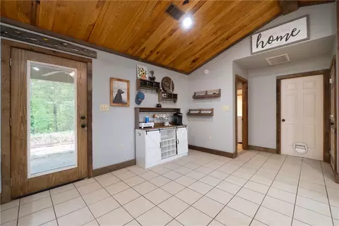 Entry Way - Undisclosed, Scranton, AR 72863 photo 2 of 3