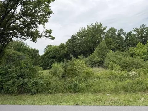 N Britt Street, Siloam Springs, AR 72761
