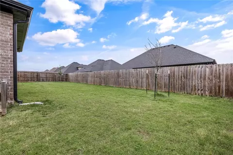 Exterior - 1411 Ocean Dr, Centerton, AR 72719 photo 6 of 6