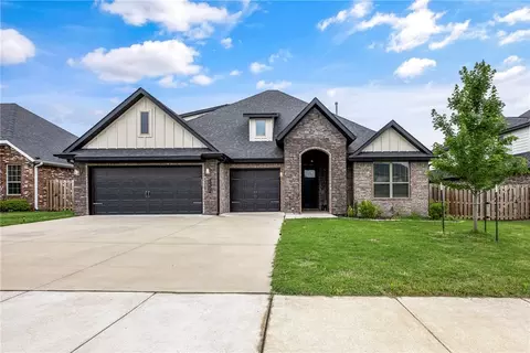 1411 Ocean Dr, Centerton, AR 72719