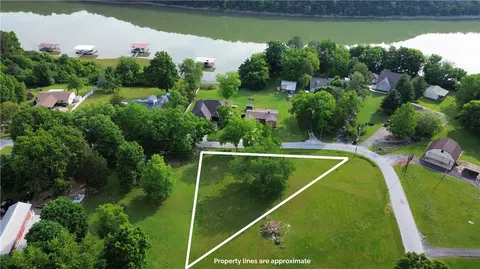 18788 Kerry St, Springdale, AR 72764