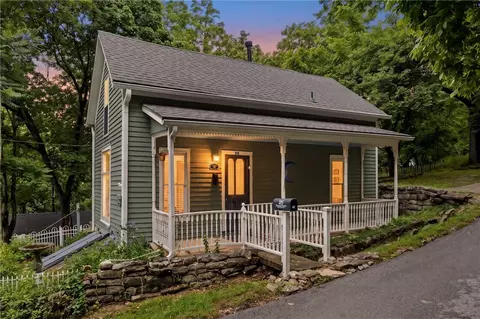 26 Council St, Eureka Springs, AR 72632