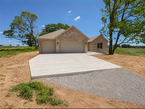 5100 Snyder Cv, Gentry, AR 72734