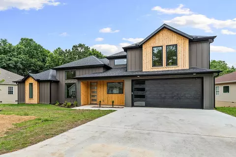 7 Grampian Dr, Bella Vista, AR 72715