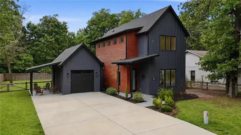 3 Dulverton Dr, Bella Vista, AR 72715