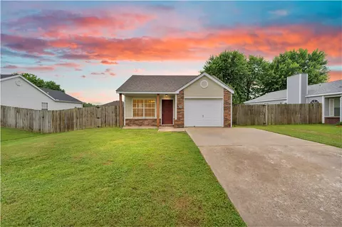 2473 Creekwood Ave, Springdale, AR 72764