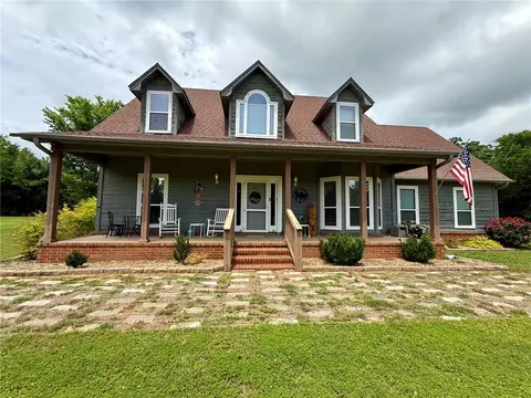 10160 Maddie Rd, Dardanelle, AR 72834