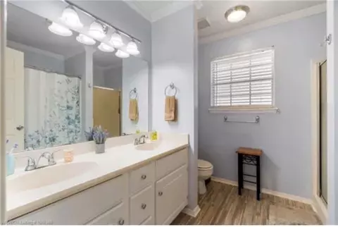 Bath - 9413 Bridgeford Cir, Fort Smith, AR 72908 photo 1 of 2