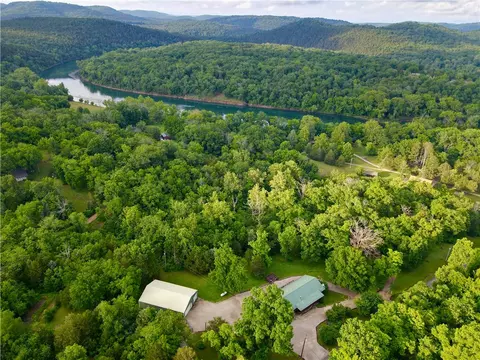 590 County Road 214, Eureka Springs, AR 72631