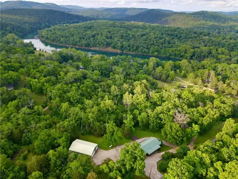 590 County Road 214, Eureka Springs, AR 72631