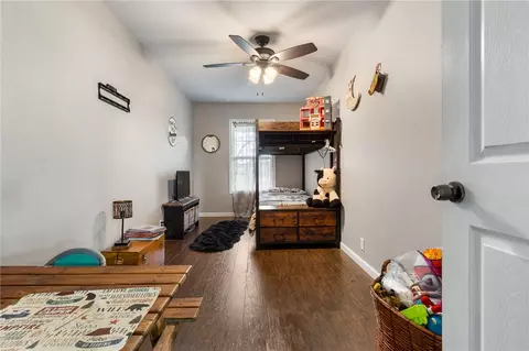 Bedroom - 83 Old Carpenter Ln, Harrison, AR 72601 photo 5 of 5