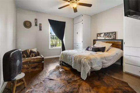 Bedroom - 83 Old Carpenter Ln, Harrison, AR 72601 photo 2 of 5