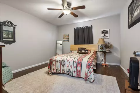 Bedroom - 83 Old Carpenter Ln, Harrison, AR 72601 photo 3 of 5